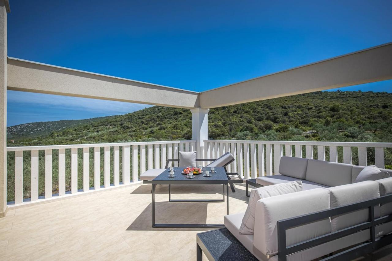 Villa Hileja 산책길 외부 사진