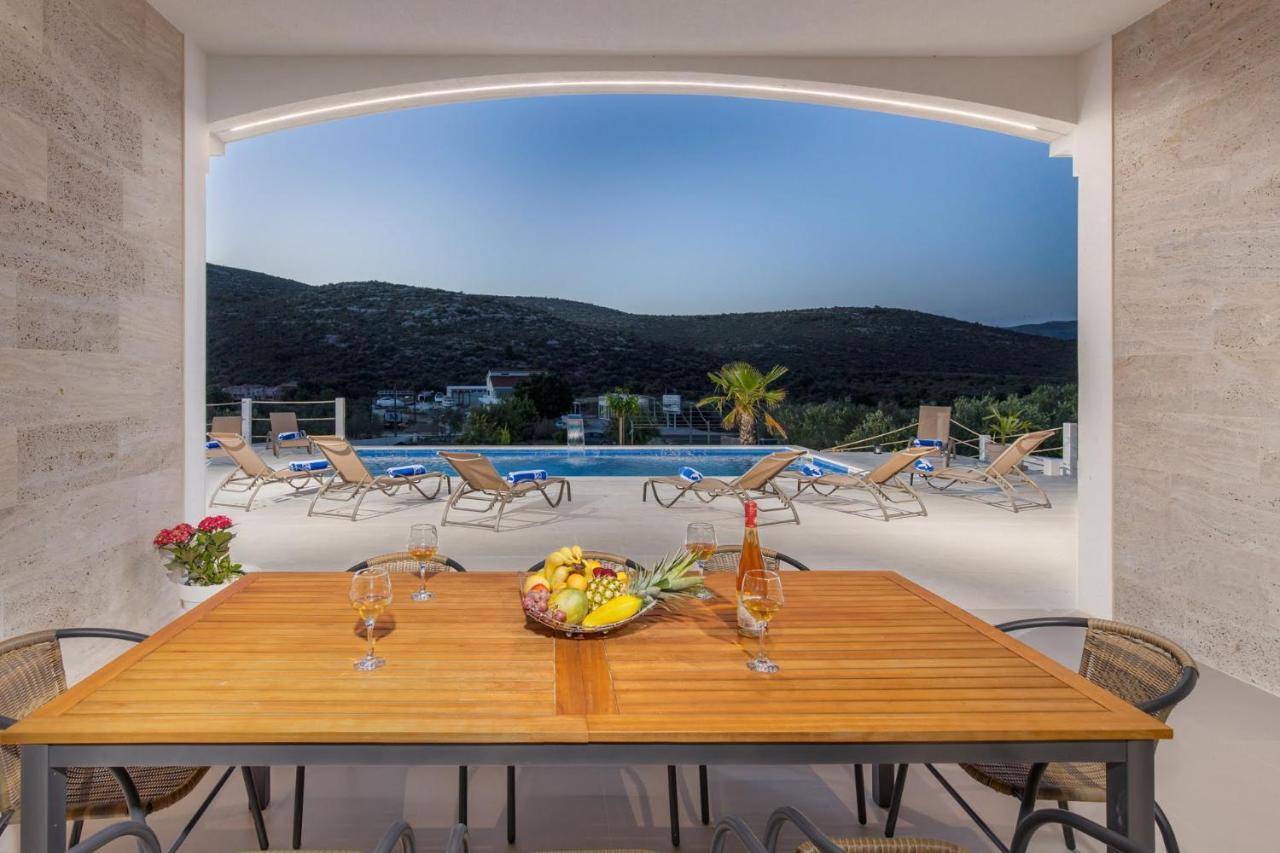 Villa Hileja 산책길 외부 사진