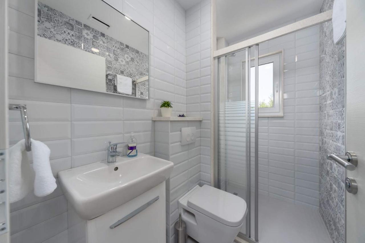 Villa Hileja 산책길 외부 사진